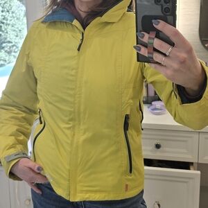 Yellow Cloudveil Jacket. Ski / Snowboard / Winter W/ Recco Tech